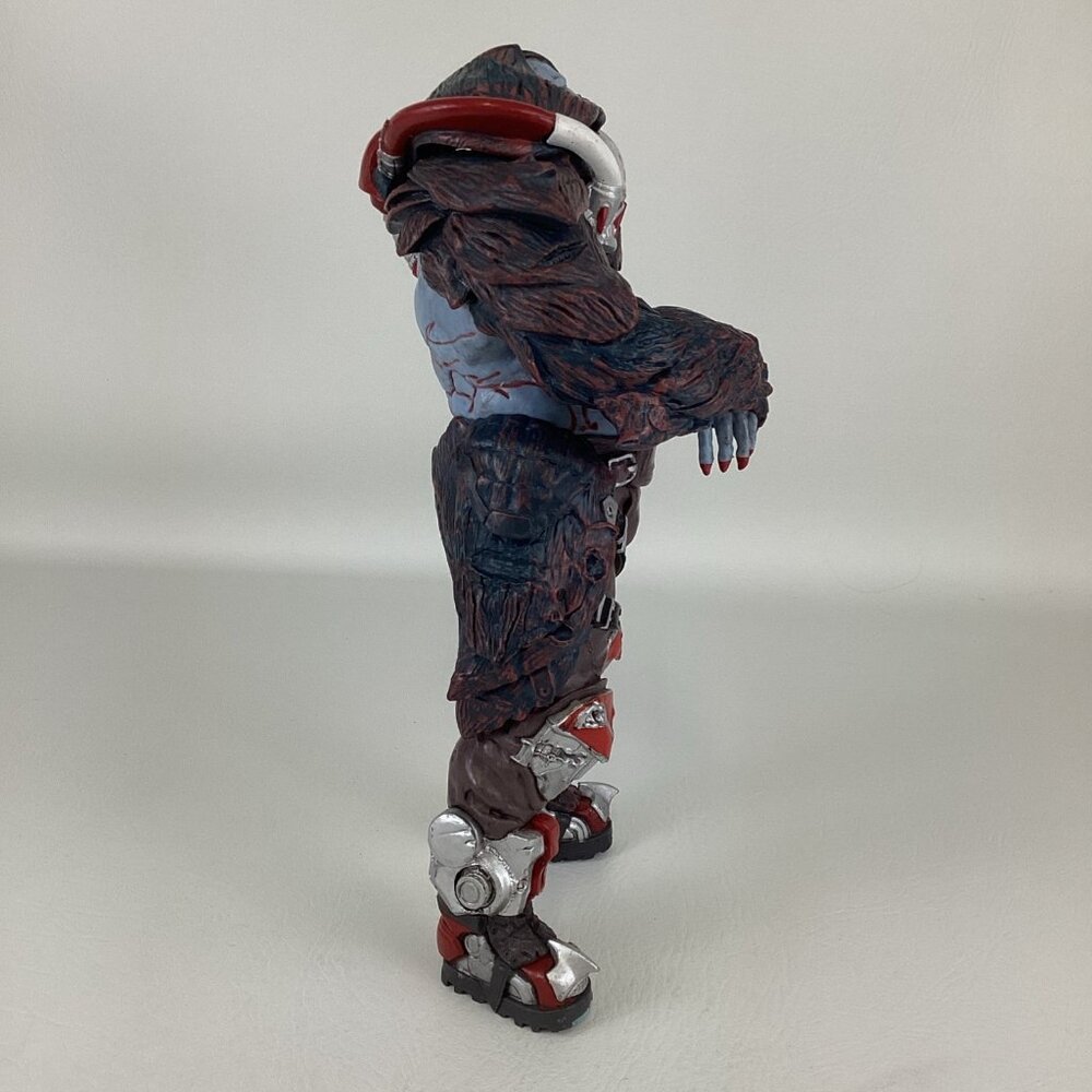 Quake Champions Scalebearer Statue Massive Heavy 12" Action Figure Video Game - Picture 4 of 6